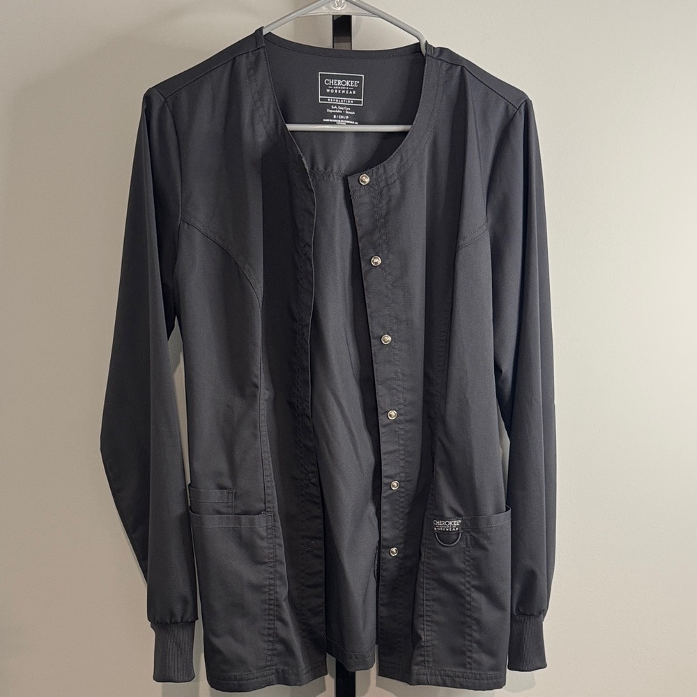 Cherokee Pewter Gray Snap Button-Up Scrub Jacket Size Small S Women’s EUC